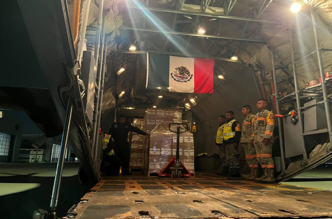 México envía segundo cargamento de ayuda humanitaria a Colombia