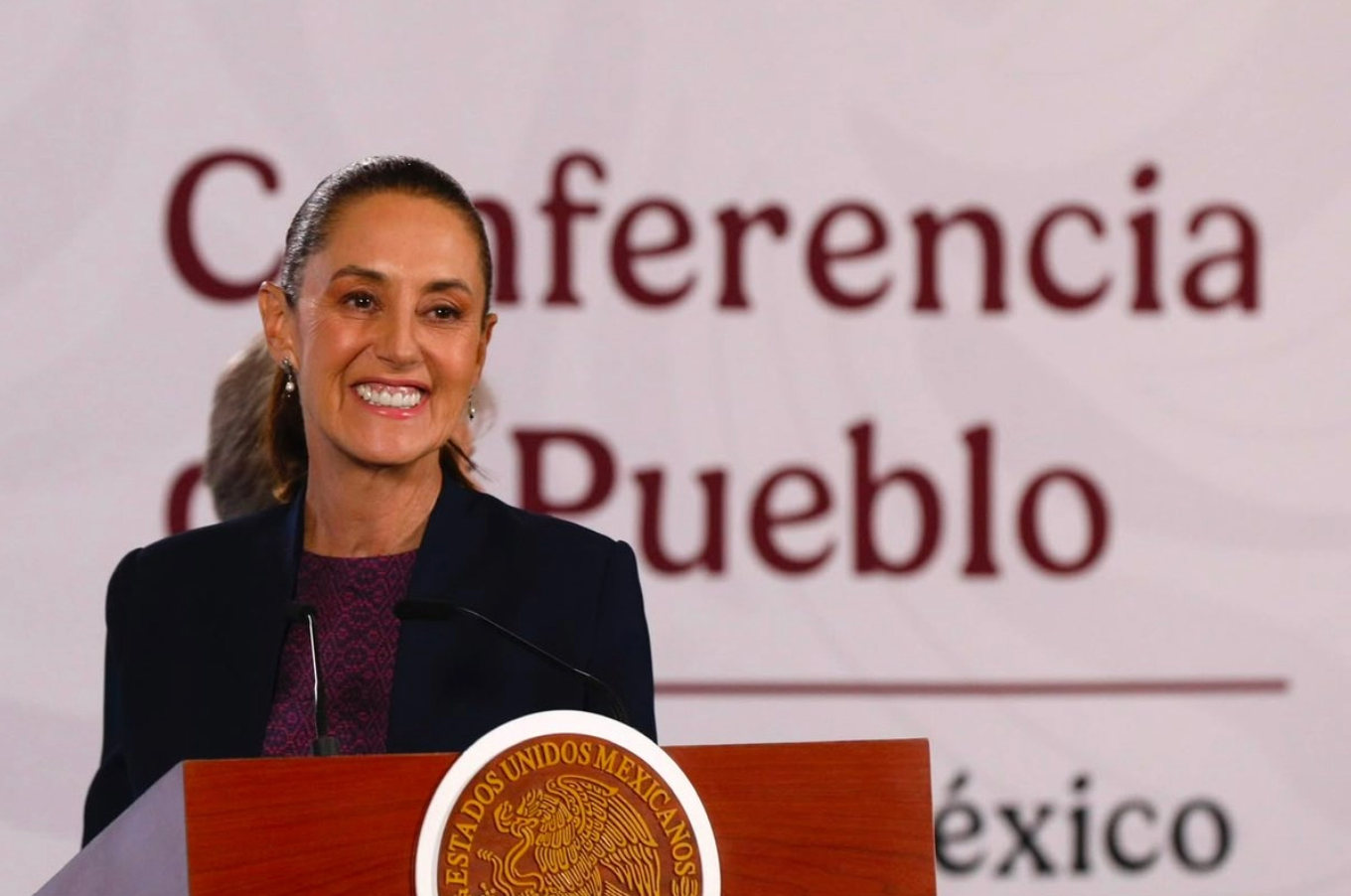 Sheinbaum prepara 14 spots rumbo a su Segundo Informe