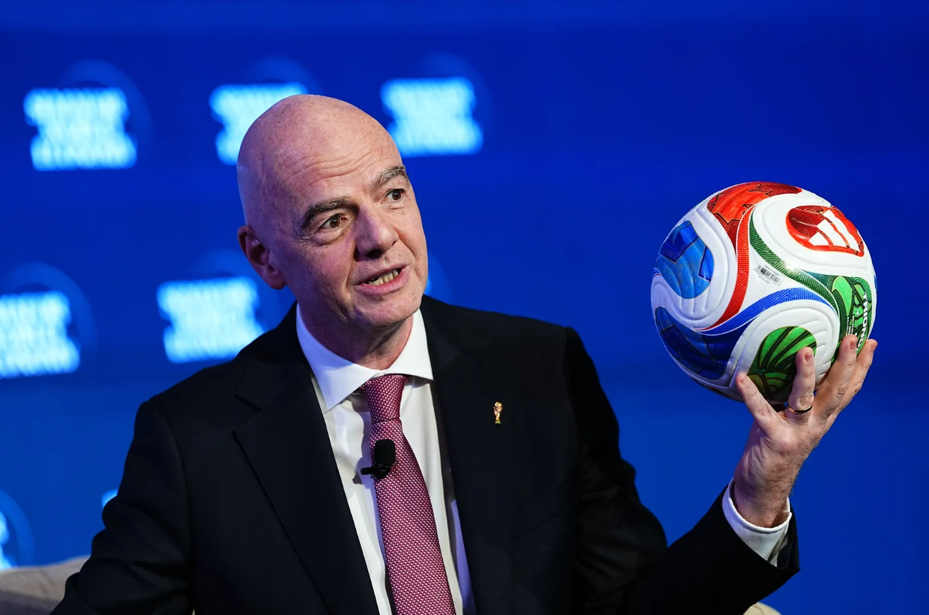 UEFA prepara denuncia penal contra Gianni Infantino