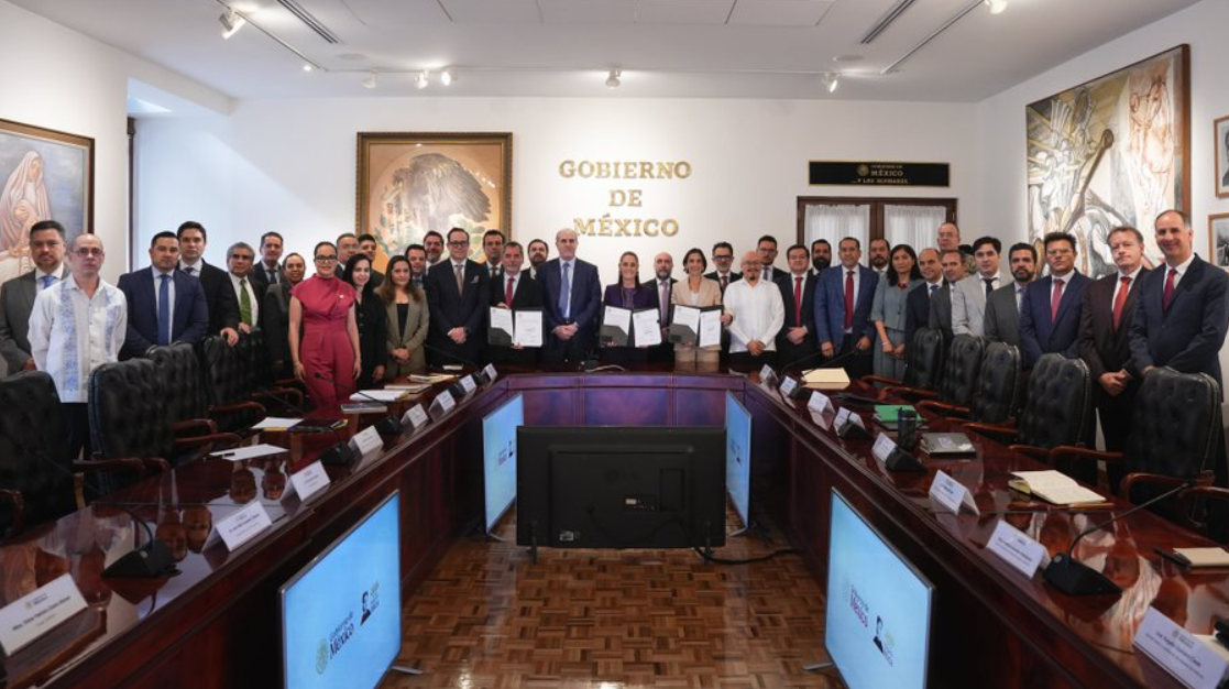 Sheinbaum renueva acuerdo voluntario con gasolineros