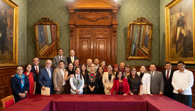 Gobernadores de Morena respaldan a Andy López Beltrán y rechazan injerencia extranjera.