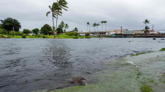 Huracán ‘Lala’ avanza hacia Hawái como primera tormenta en 34 años