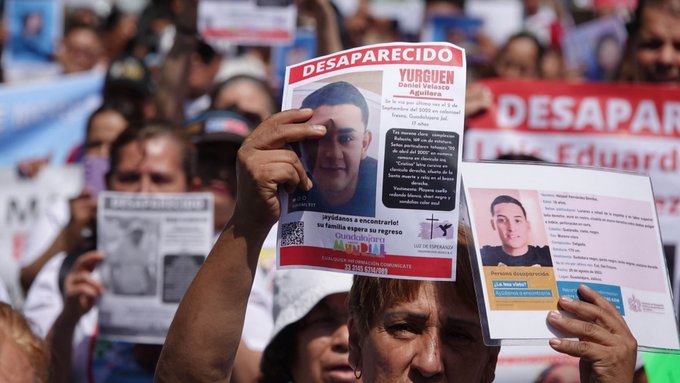 Jalisco investiga 26 desapariciones de jóvenes en un mes por ofertas falsas de trabajo.
