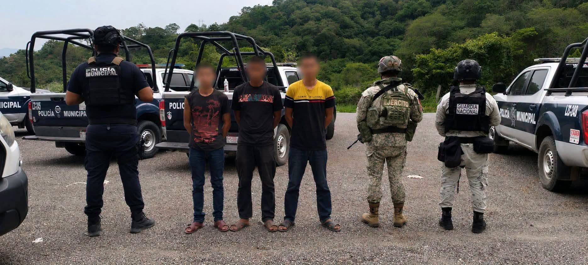 Rescatan a cinco personas reportadas como desaparecidas en Michoacán y Sinaloa.