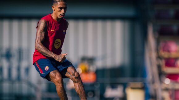LaLiga: Raphinha es nombrado capitán del Barcelona por Hansi Flick tras la baja de Frenkie de Jong