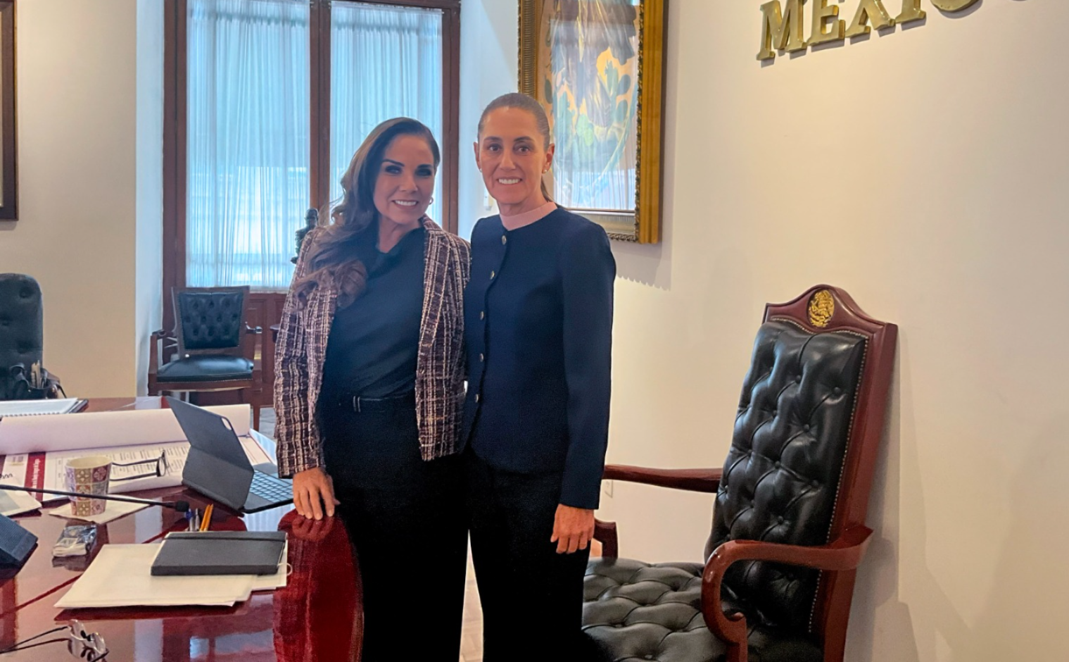 Sheinbaum y Mara Lezama unen esfuerzos contra la crisis de sargazo en Quintana Roo.