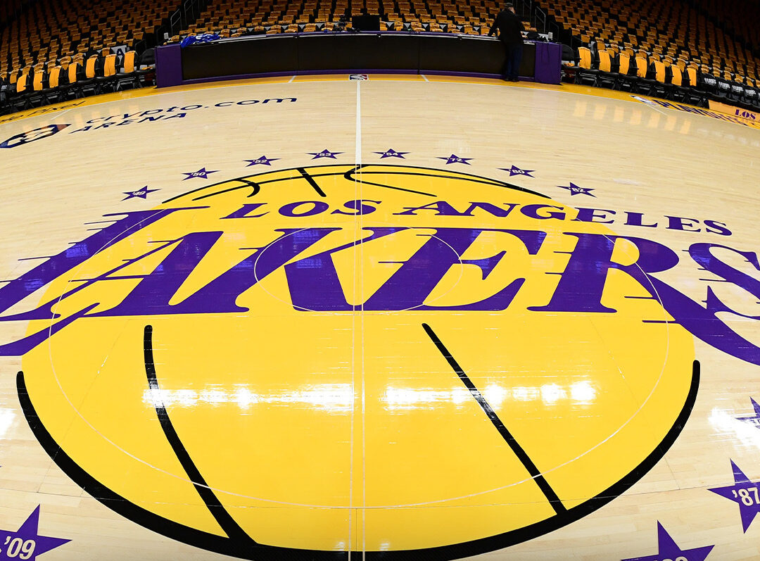 NBA: Familia Buss vende el resto de sus acciones y dejan de ser dueños de Los Ángeles Lakers