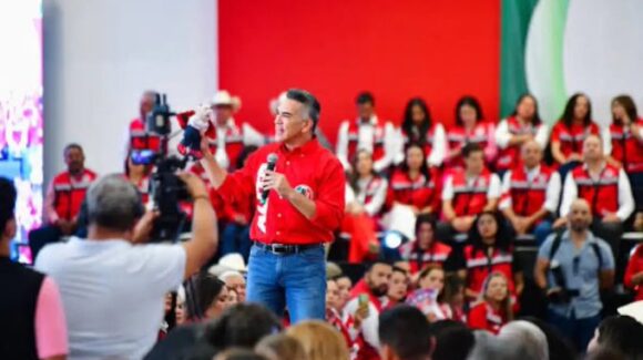 PRI pierde casi 600 mil militantes en tres años, según datos del INE
