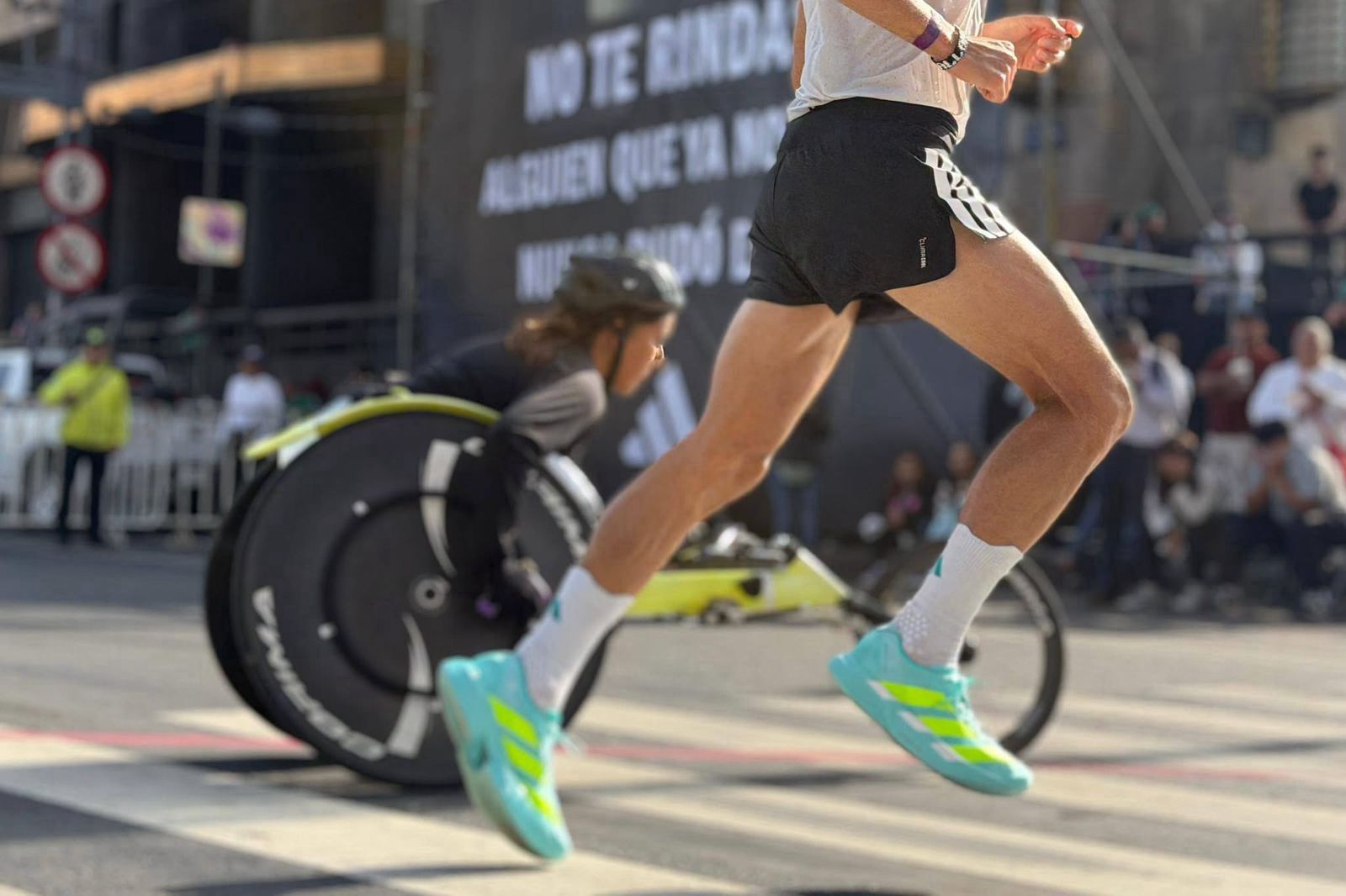 Maratón de la capital, detonador del turismo deportivo