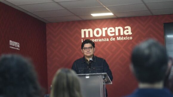 Paulo García asume liderazgo de Morena en CDMX tras salida de Díaz-Polanco