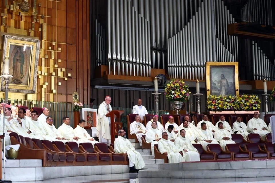 Secretario del Vaticano, Pietro Parolin, expresa respaldo a madres buscadoras durante misa en la Basílica de Guadalupe.