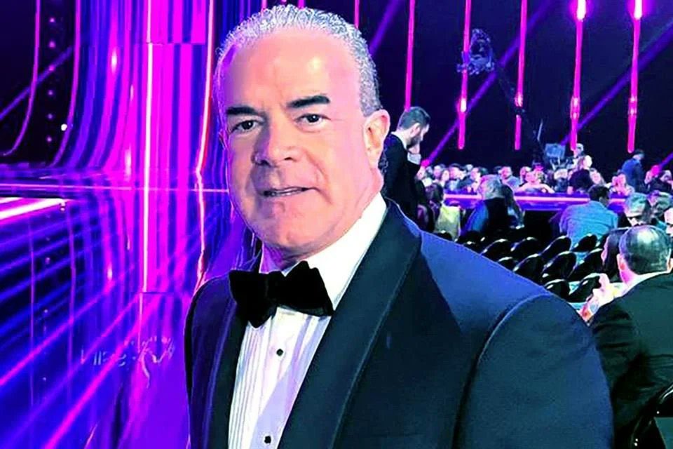 Raúl Rocha, propietario de Miss Universo, es acusado por presunto lavado de dinero.