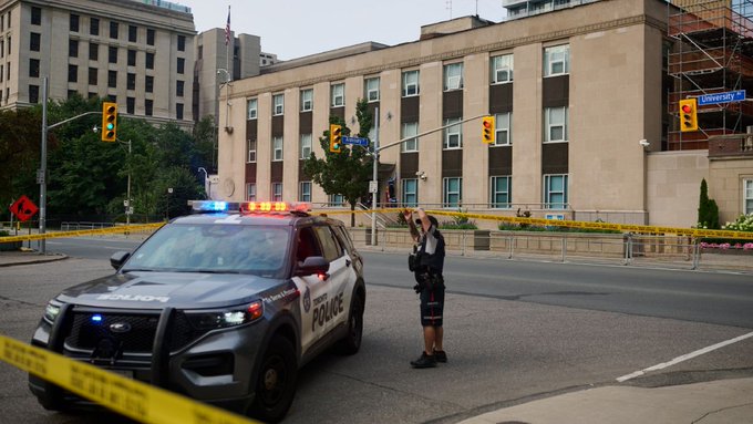 Detienen a dos menores por tiroteo contra consulado de Estados Unidos en Toronto.