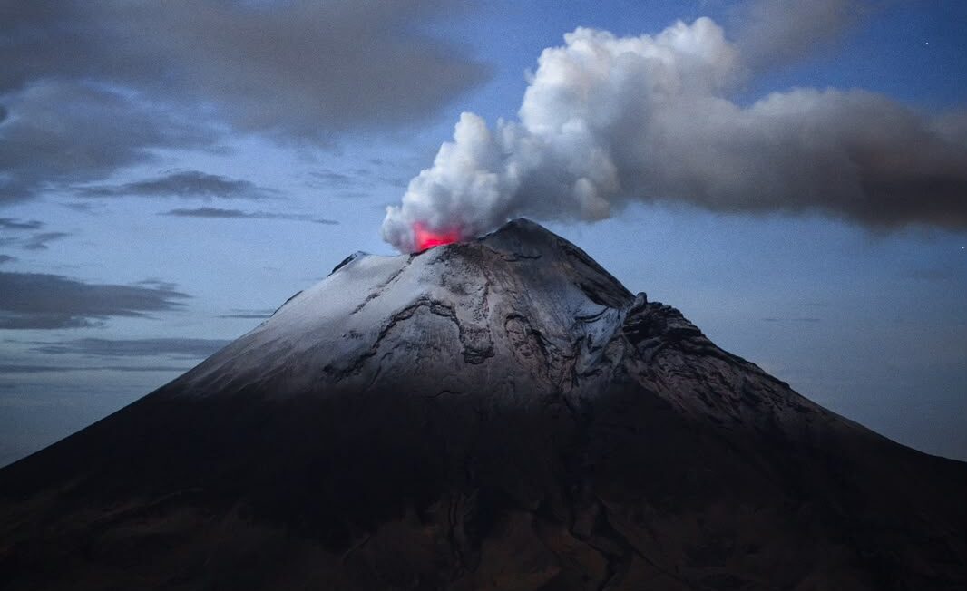 Popocatépetl registra explosiones; alerta por posible caída de ceniza en la Ciudad de México