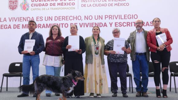 Gobierno de la Ciudad de México entrega créditos de vivienda y escrituras a habitantes de 16 alcaldías