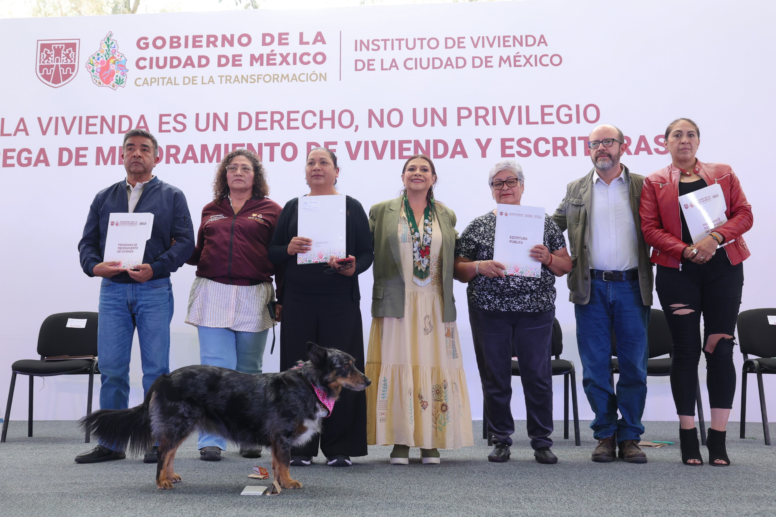 Gobierno de la Ciudad de México entrega créditos de vivienda y escrituras a habitantes de 16 alcaldías
