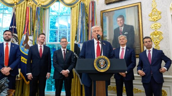 Gobiernos estatales de EU demandan al ejecutivo por los nuevos aranceles de Donald Trump