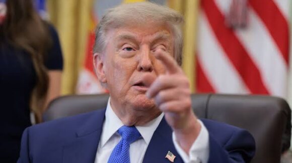 Donald Trump le pide a la Corte Suprema de EU que apruebe el nuevo salón de baile de la Casa Blanca
