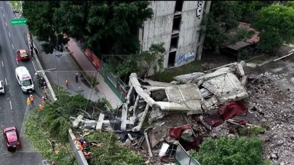 Colapso de edificio en la colonia Escandón afecta el Viaducto Miguel Alemán en CDMX; suspenden obras y no reportan lesionados