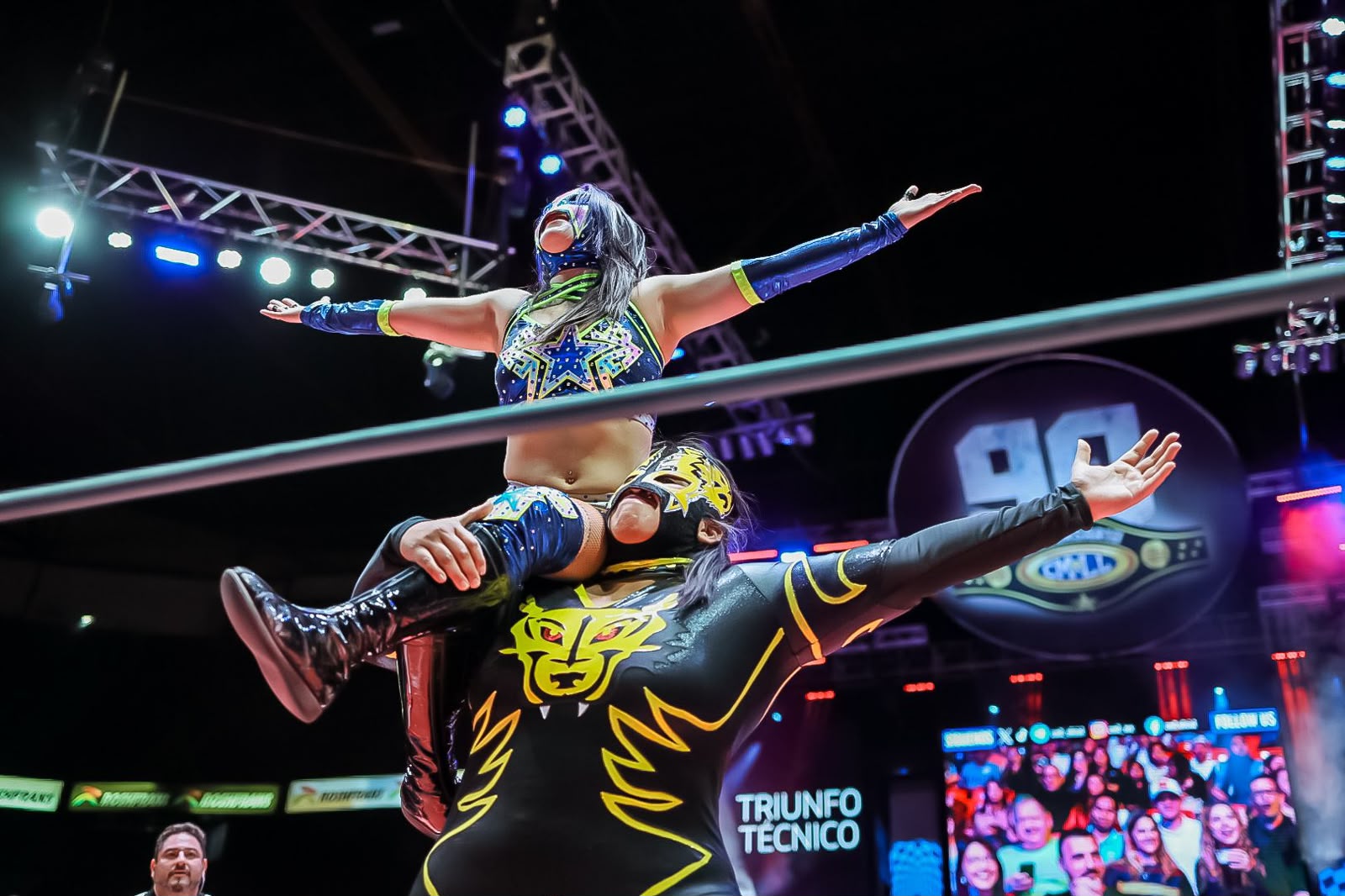 El público decidió la Noche de Campeones CMLL