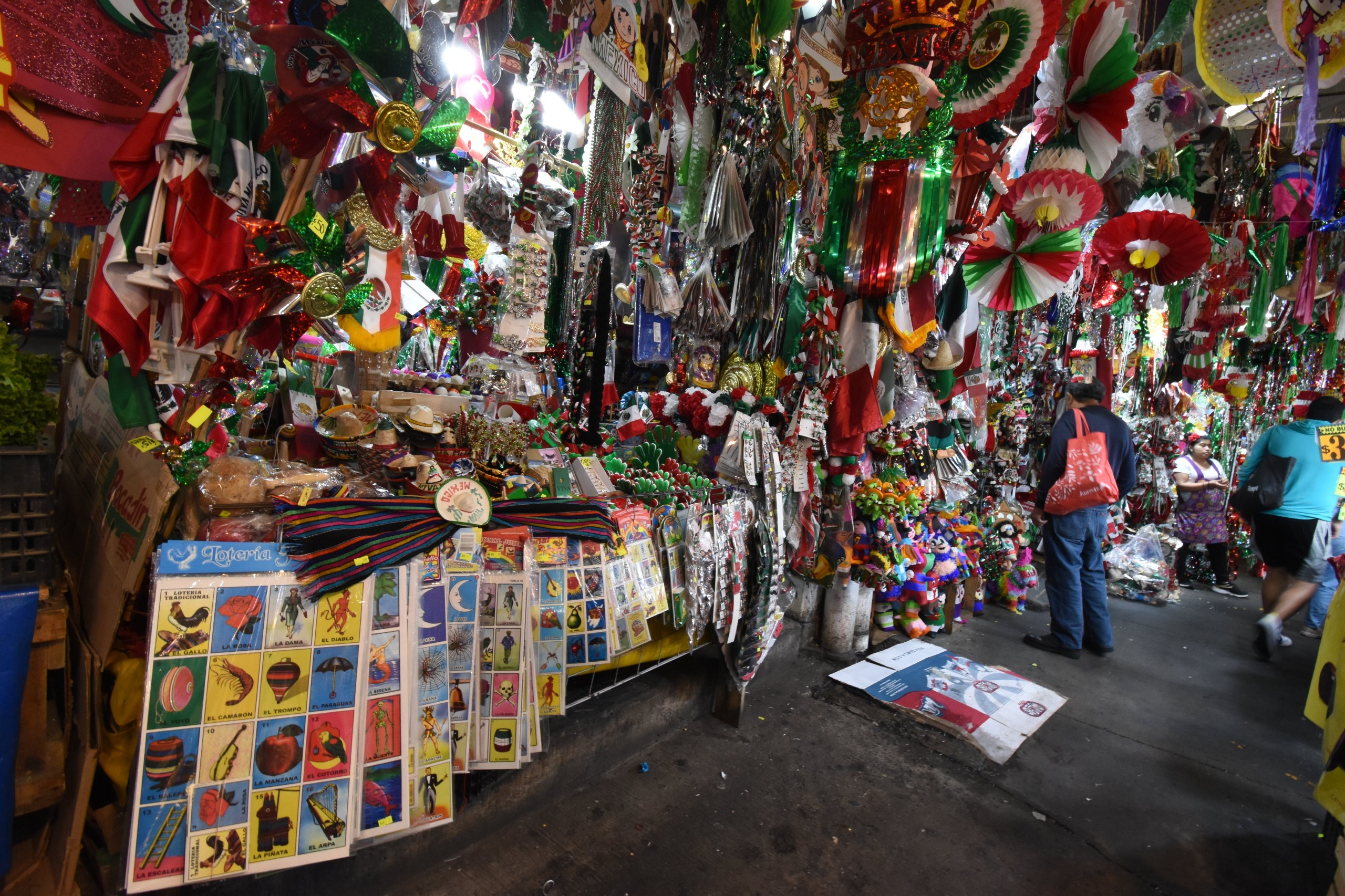 Le ponen sabor al aniversario 69 de los mercados de La Merced