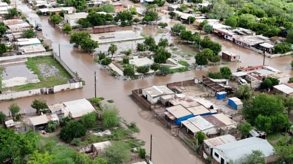 Huracán ‘Polo’ deja inundaciones, comunidades aisladas y daños en Guaymas, Empalme y Suaqui Grande en Sonora