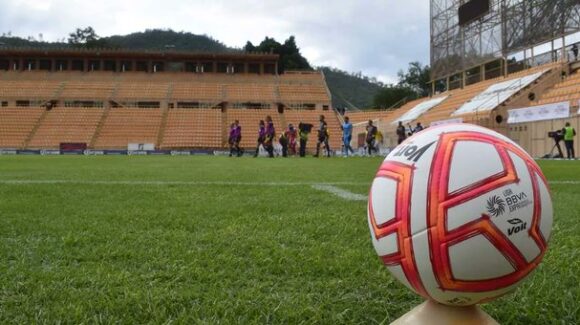 Senado impulsa reforma para devolver ascenso y descenso en Liga MX y restringir poder de la FMF