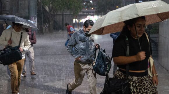 Conagua prevé lluvias intensas este domingo 20 de septiembre por onda tropical 40: estados afectados