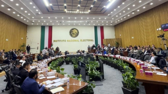 INE instala comisión para frenar perfiles ligados al crimen organizado; aplica a precandidatos y suplentes