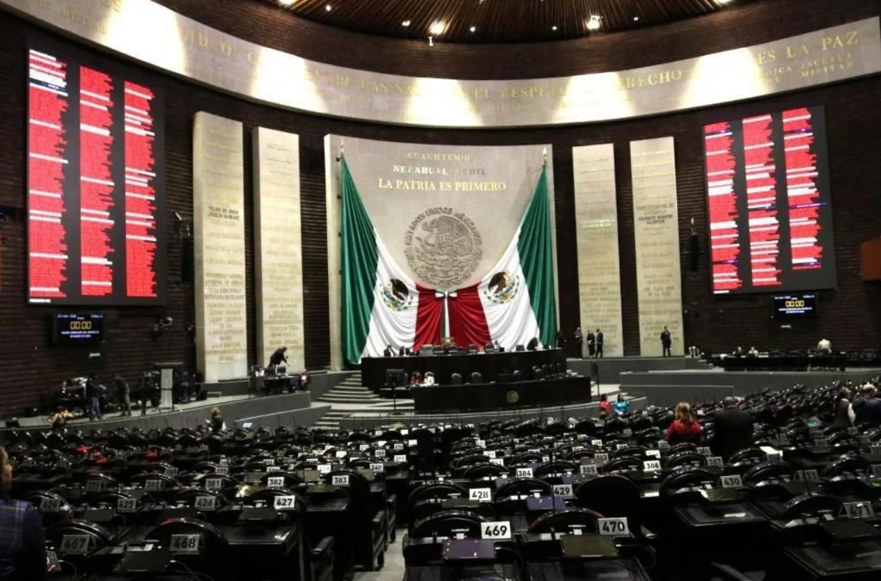 Morena acelera reforma de Sheinbaum sobre doble nacionalidad