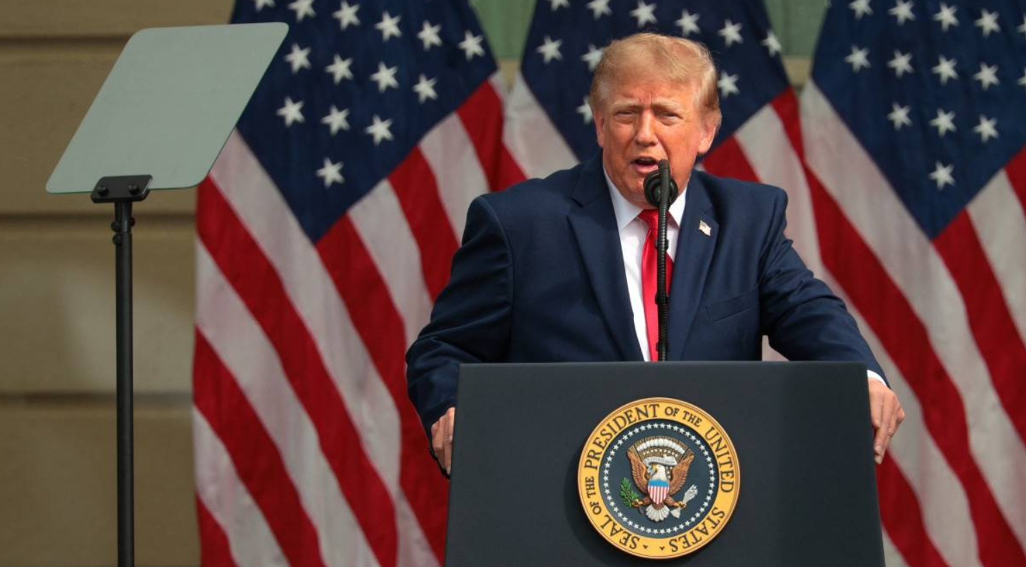 : Trump vincula aniversario del 11S con guerra contra Irán