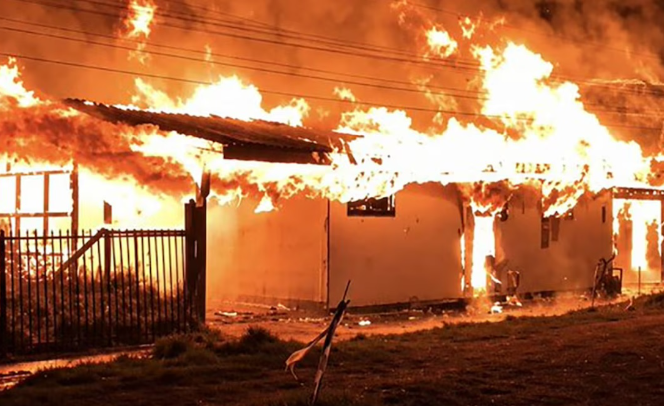 Incendio en asilo de Chile deja 16 adultos mayores muertos