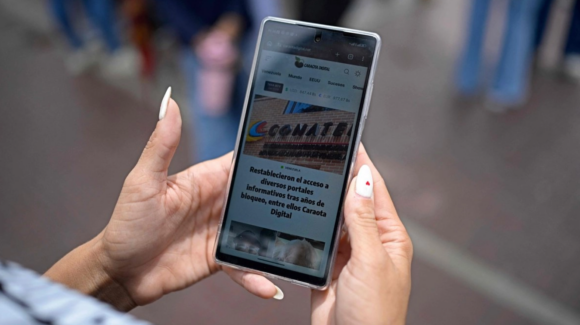 Venezuela desbloqueó portales de noticias censurados por años; al menos 194 sitios web continúan bloqueados