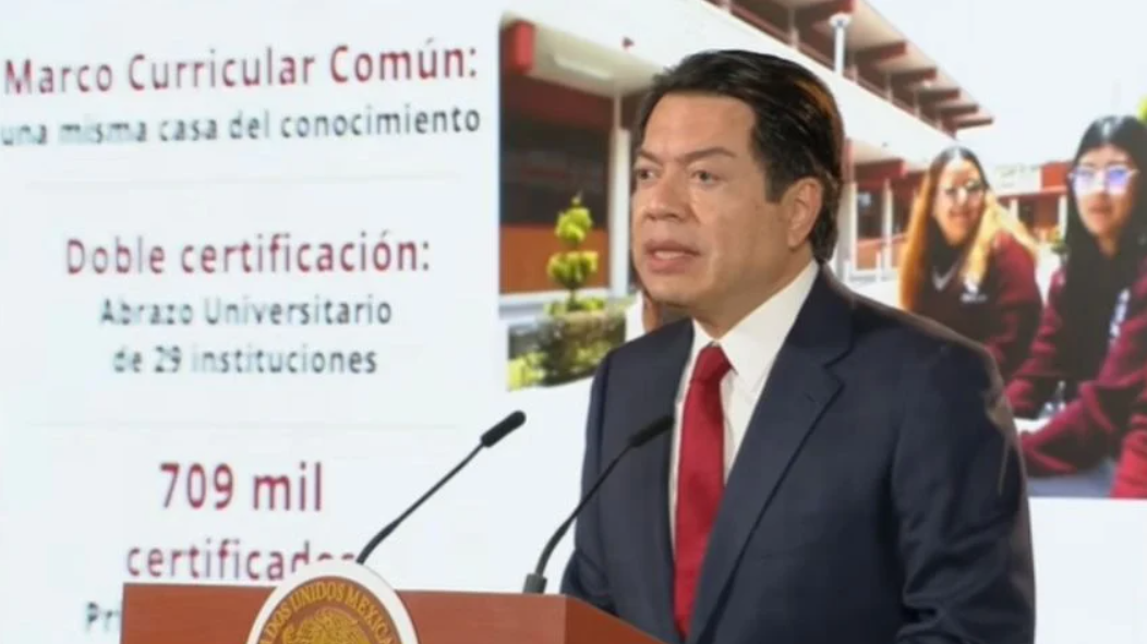 Mario Delgado reporta avances educativos