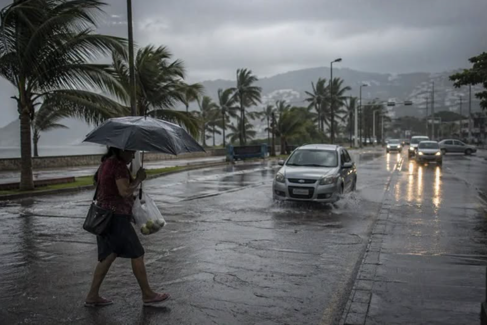 Protección Civil alerta por lluvias fuertes