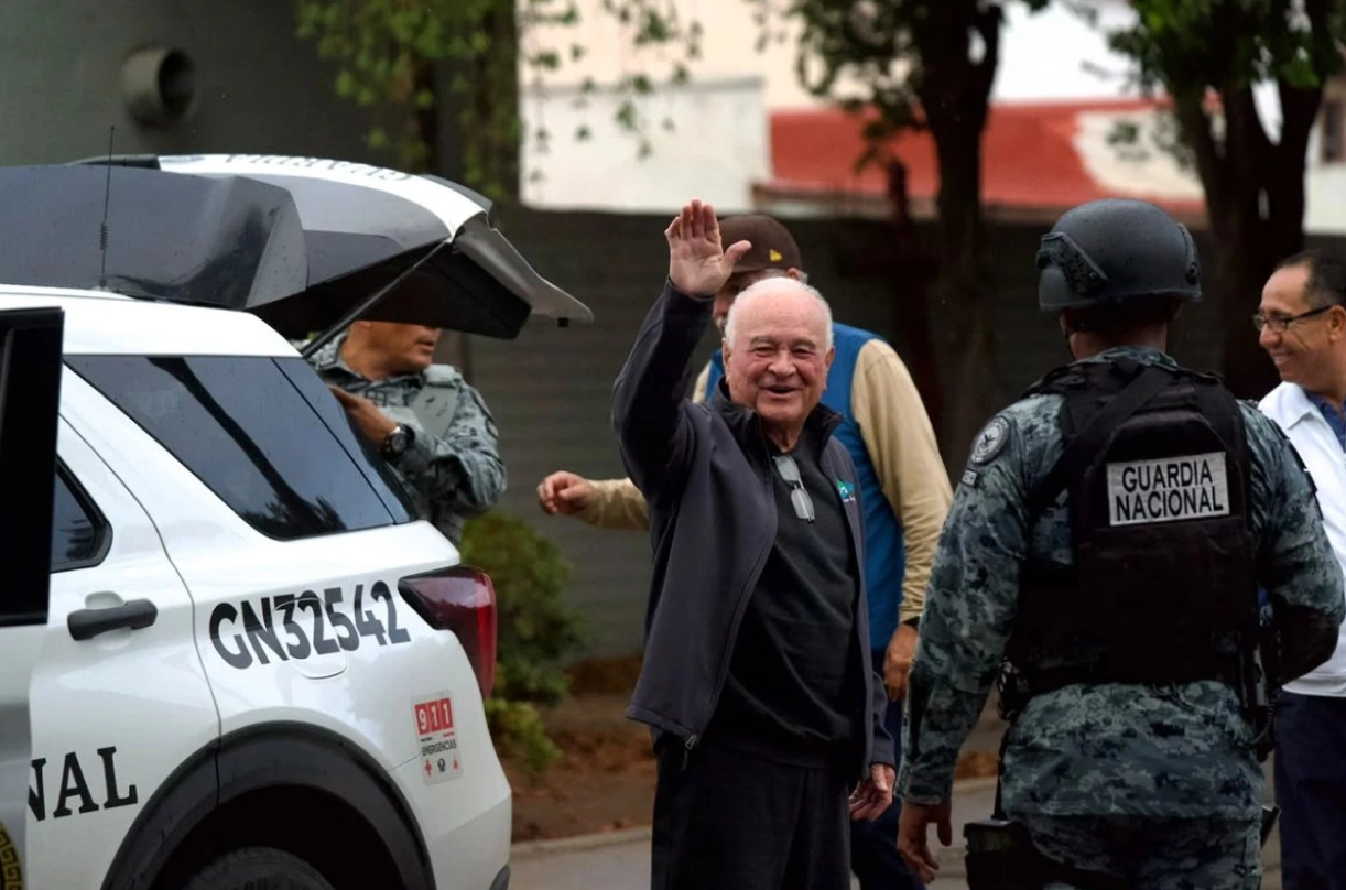 Ernesto Ruffo Appel llega a Ensenada para cumplir prisión domiciliaria