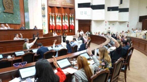 Congreso de Sinaloa aprueba prisión por reclutar menores para actividades delictivas