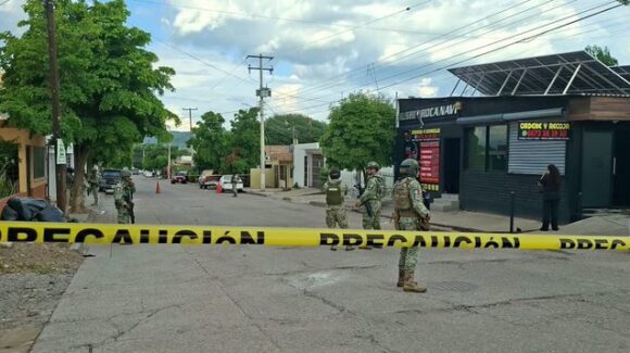 Sujetos armados incendian y balean restaurante de sushi en Culiacán; no hubo lesionados