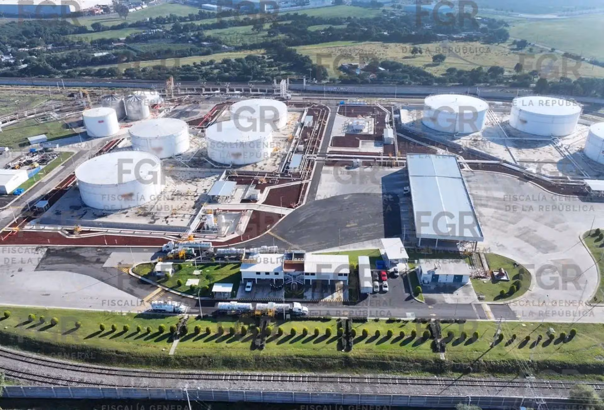 FGR atrae a la Femdo la investigación por 59 millones de litros de combustible asegurados en Guanajuato