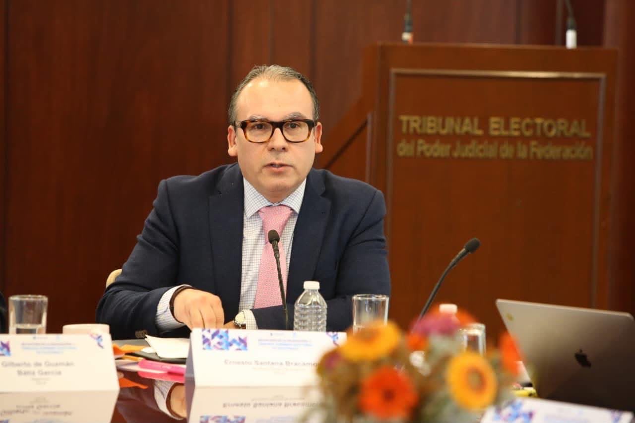 INE nombra a Ernesto Santana Bracamontes como presidente del IEPC Jalisco por siete años.