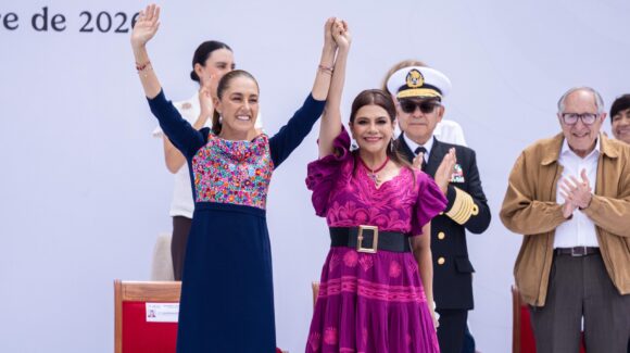 Clara Brugada llama a la unidad de la 4T y expresa respaldo total a Claudia Sheinbaum en el Zócalo