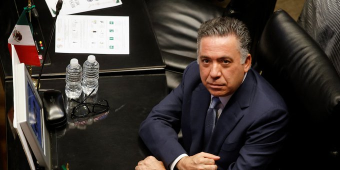Mier confirma que se quitará a Inzunza Cázarez de la presidencia de la Comisión de Estudios Legislativos.