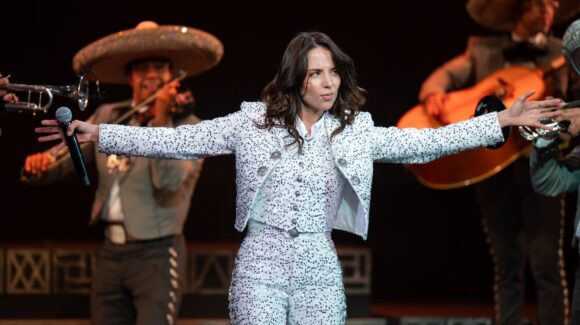 Majo Aguilar cantará el himno nacional en el 49ers vs. Vikings de la NFL en el Estadio Banorte