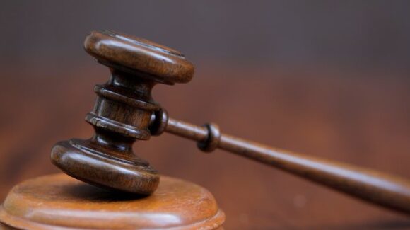 Sentencian en Estados Unidos a mexicano a 4 años de prisión por sobornar a funcionarios de Pemex