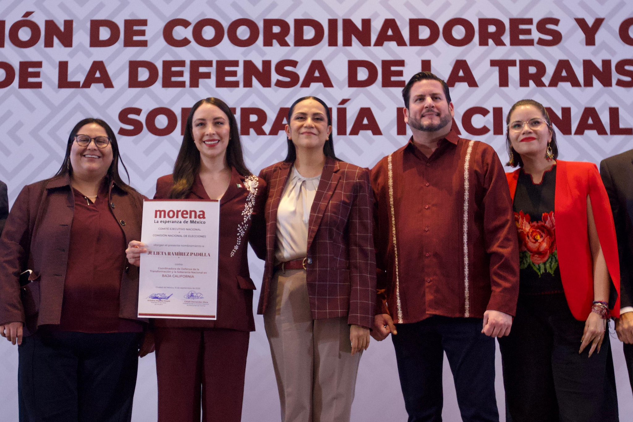 Morena alista para este lunes la definición de siete coordinaciones estatales rumbo a 2027.