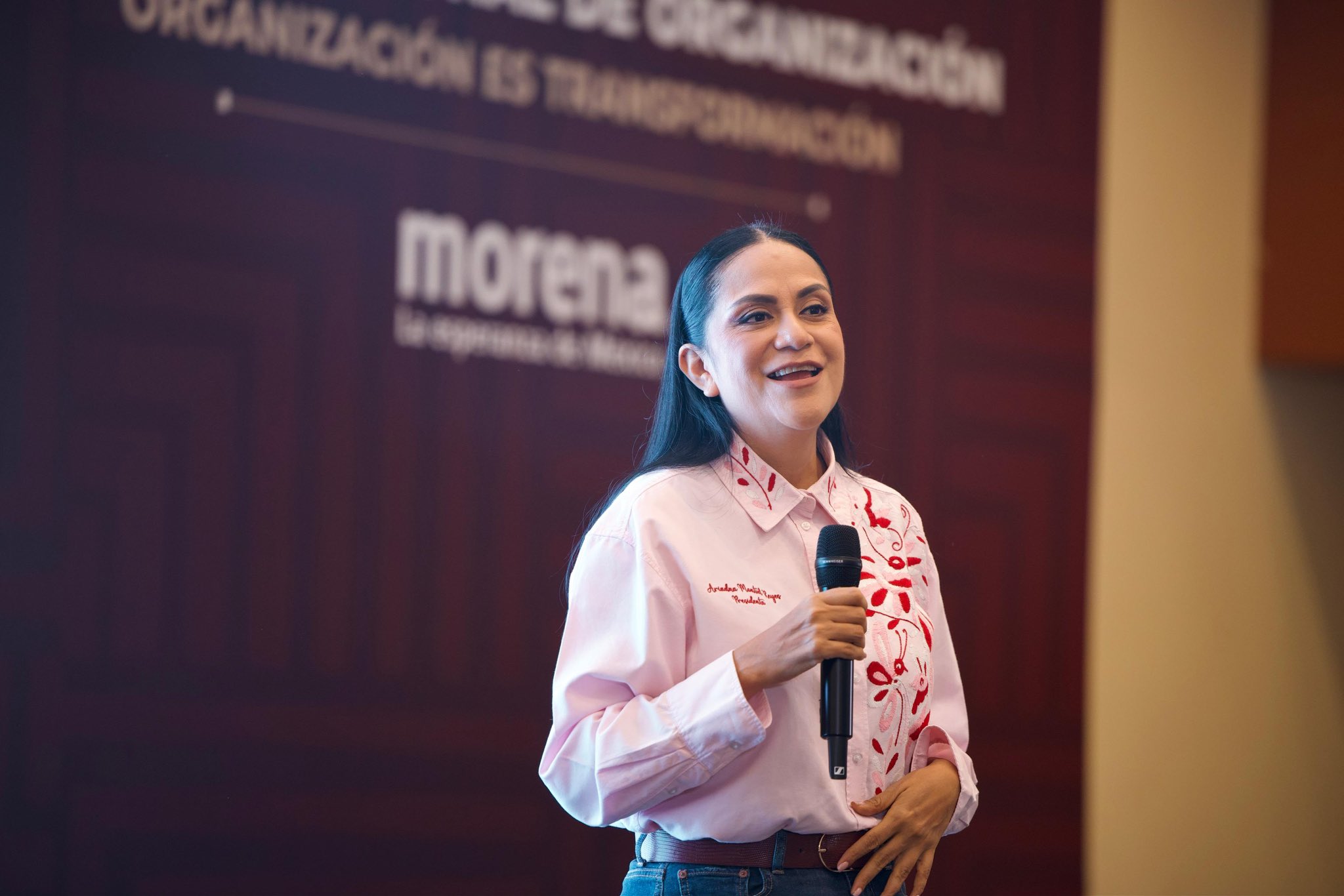 Morena promete legalidad y exigirá perfiles “honorables” rumbo al proceso electoral 2026-2027.