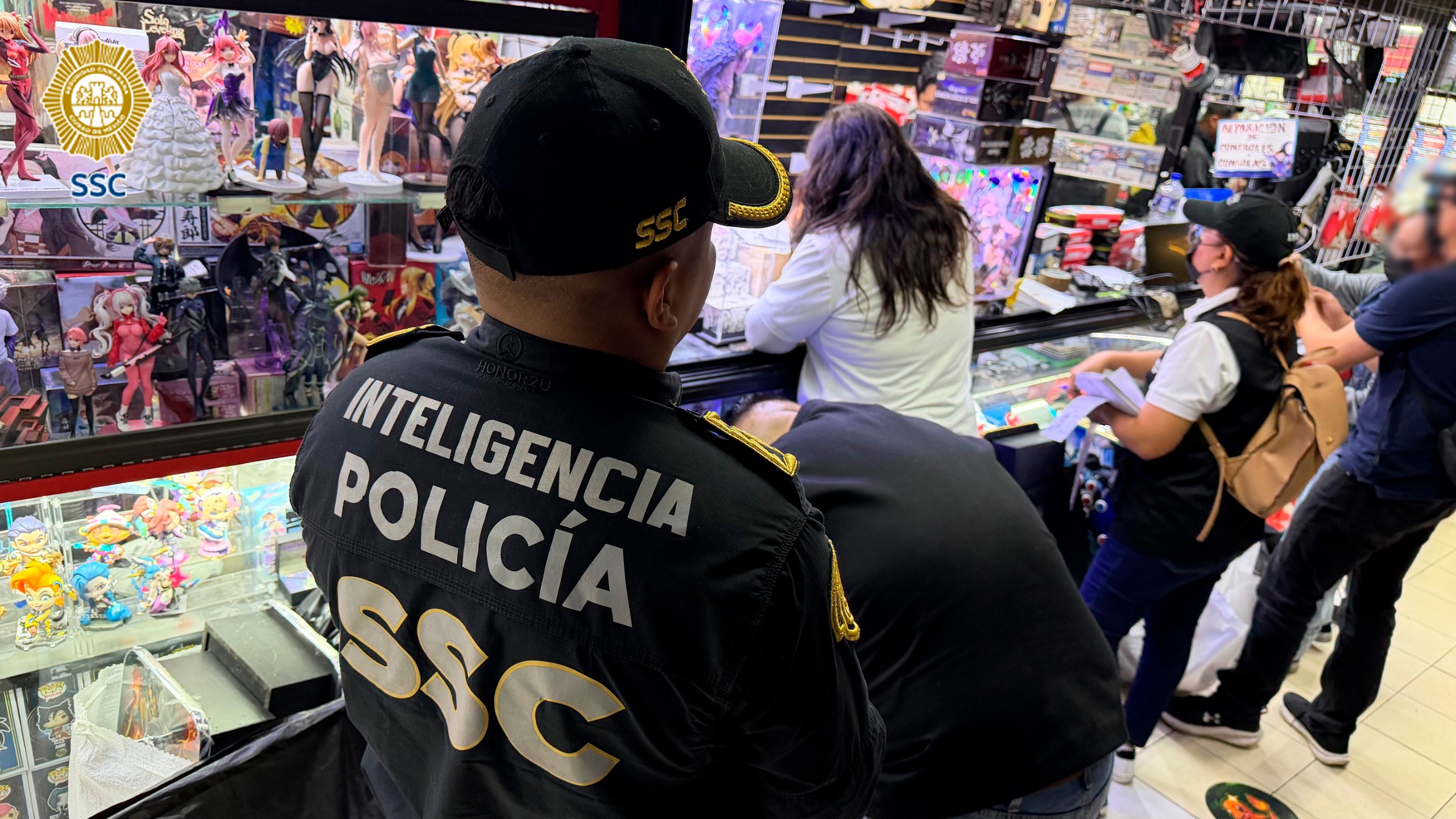 Incautan 1.2 millones de pesos en mercancía pirata