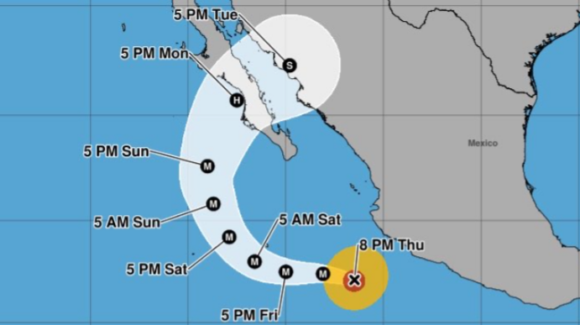 Huracán ‘Polo’ se mantiene en categoría 5; alertan por lluvias y oleaje en seis estados