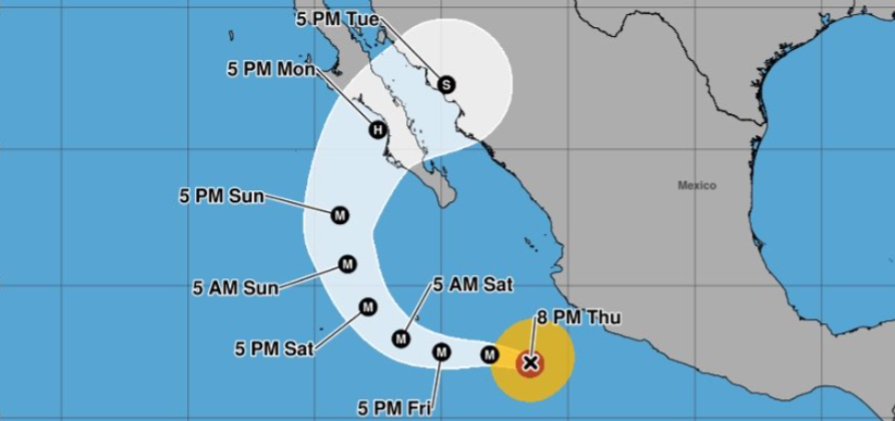 Huracán 'Polo' se mantiene en categoría 5; alertan por lluvias y oleaje en seis estados.