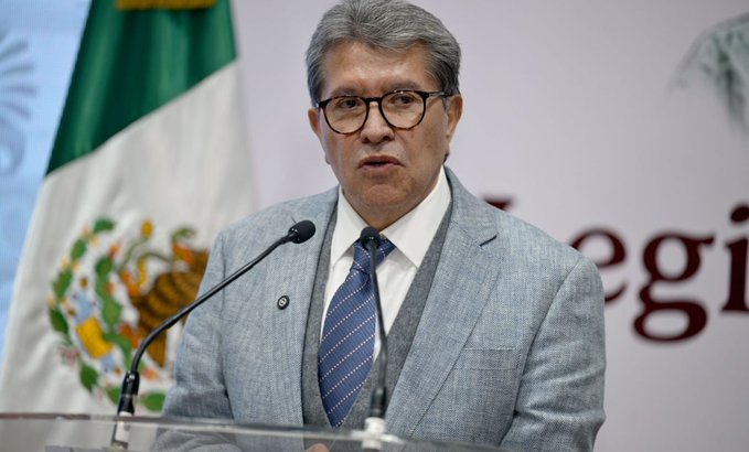 Ricardo Monreal pide esperar el Paquete Económico 2027 antes de hablar de aumento al IEPS.